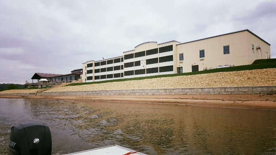 Отель Baymont By Wyndham Bellevue Экстерьер фото